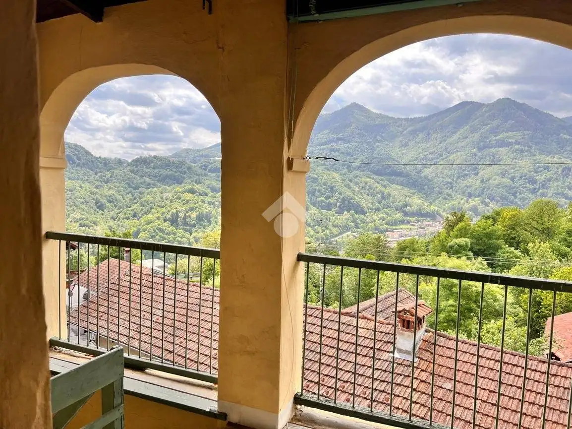 Casa indipendente in vendita a Coggiola