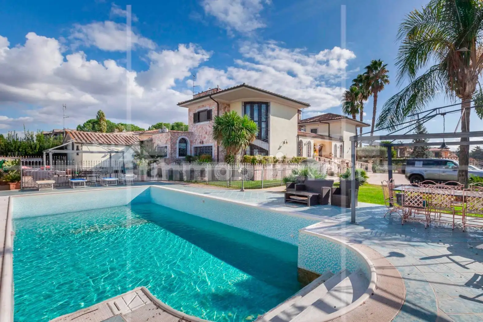 Villa in vendita a Roma