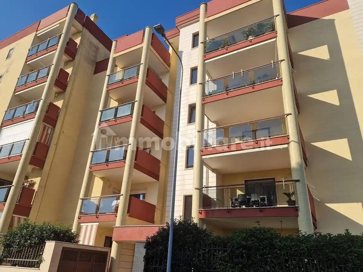Appartamento in vendita a Turi