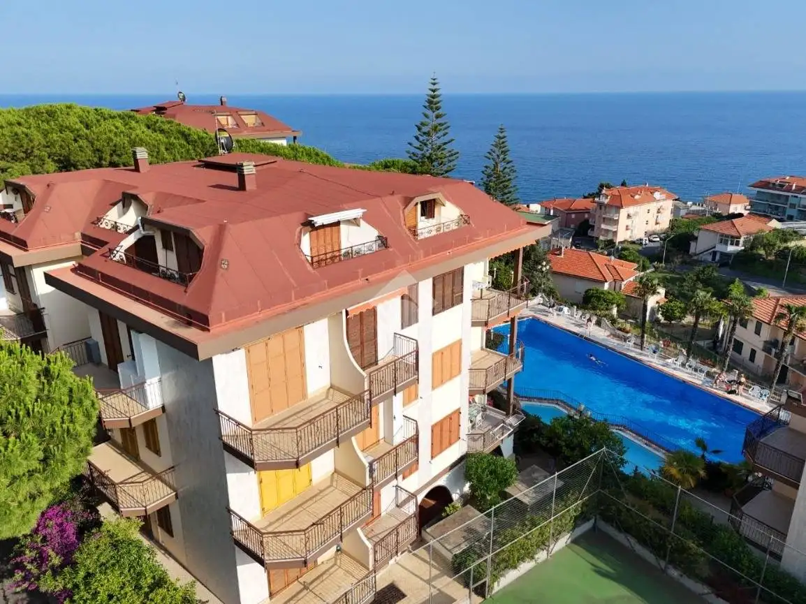 Bilocale via piani paorelli 38, Piani Paorelli, Costarainera - foto 2