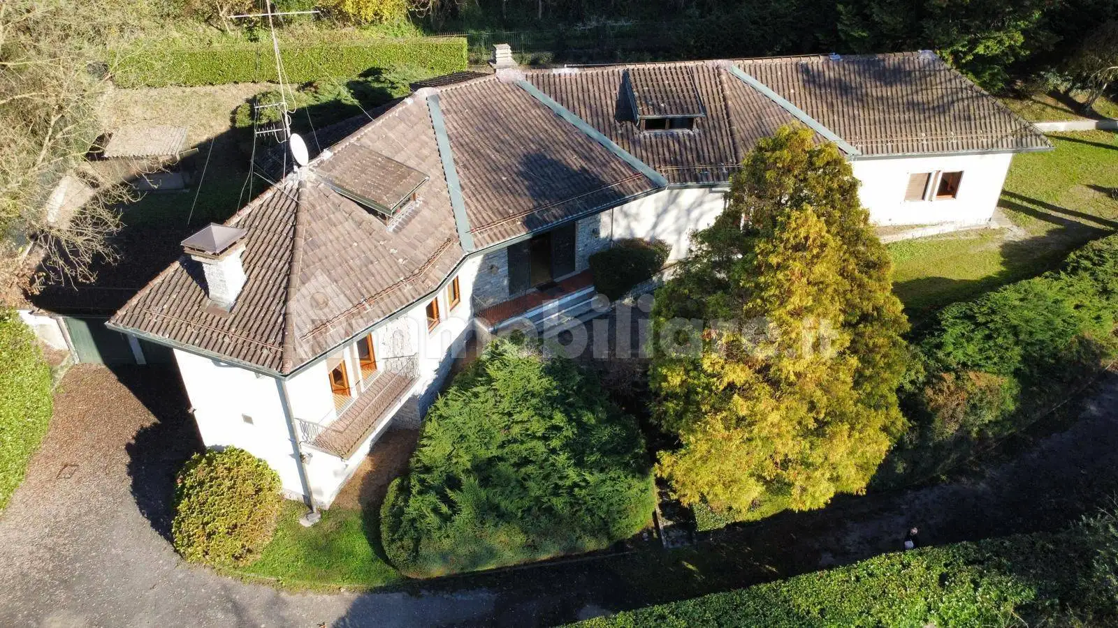 Villa in vendita a Besozzo
