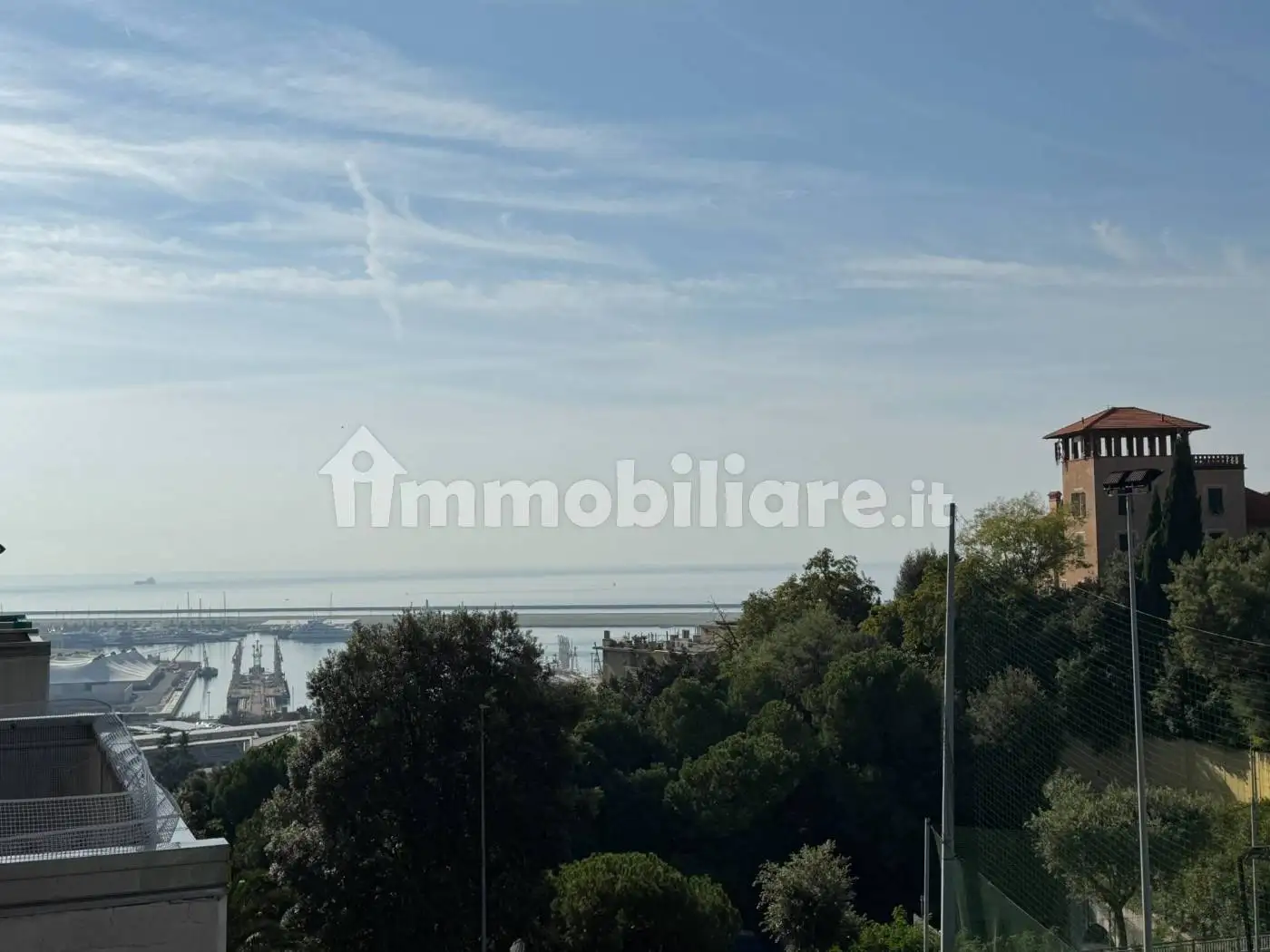 Appartamento in vendita a Genova