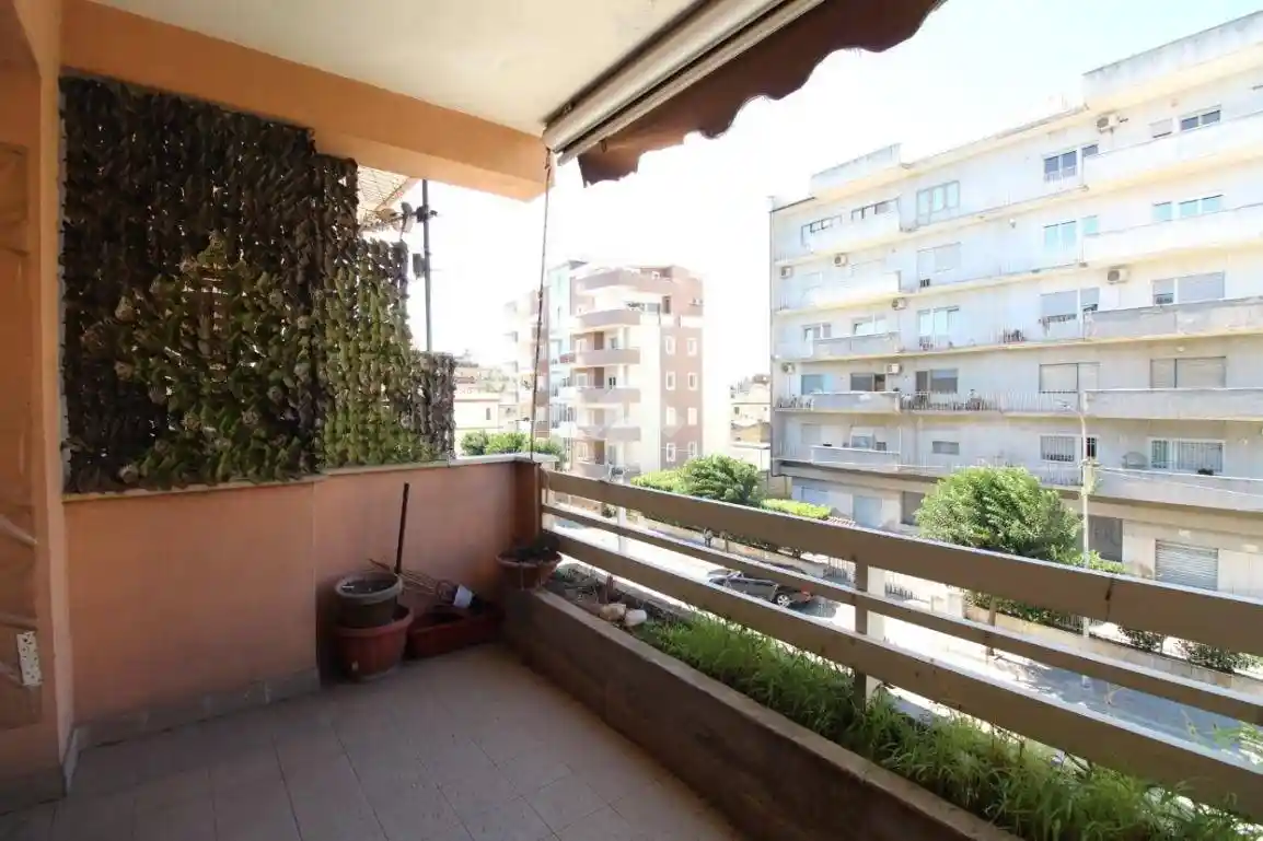 Quadrilocale via Michelangelo Buonarroti 22, Curti - foto 4