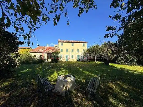 Rustico - Casale in vendita a Ponzano Veneto