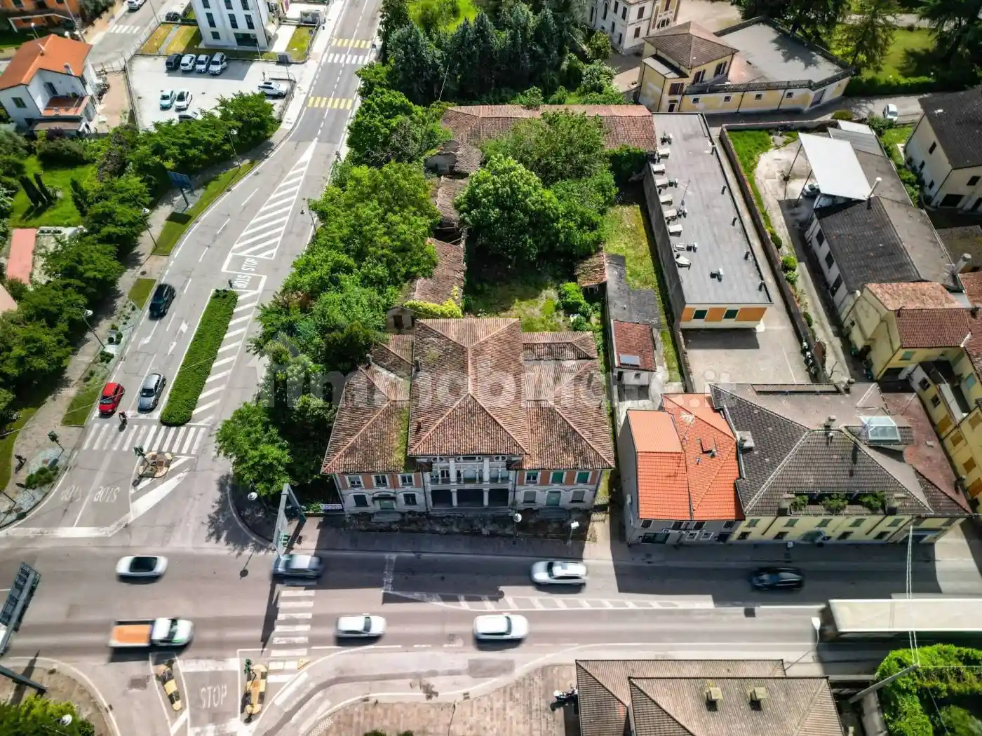 Casa indipendente in vendita a Borgo Virgilio