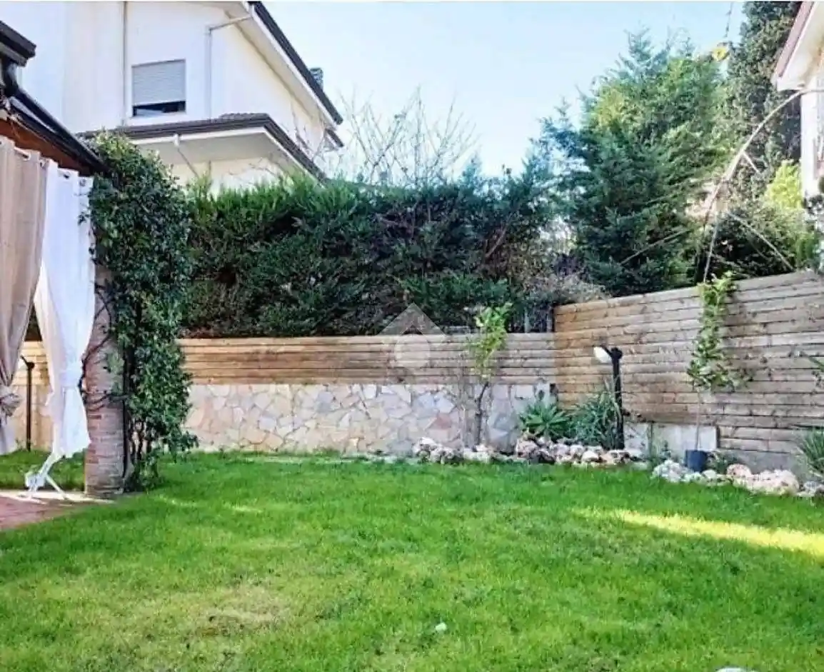 Villa bifamiliare viale della Resistenza 120, Andreotta, Castrolibero - foto 2