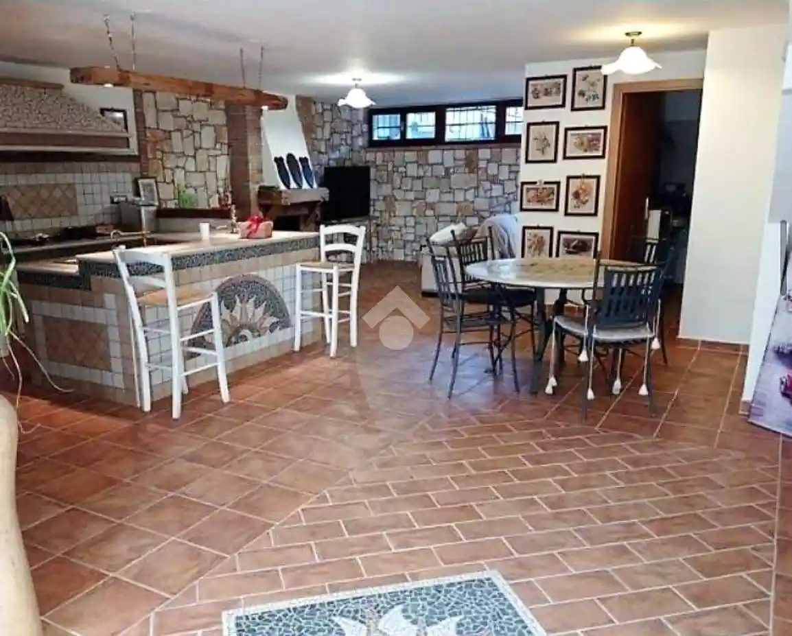 Villa bifamiliare viale della Resistenza 120, Andreotta, Castrolibero - foto 4