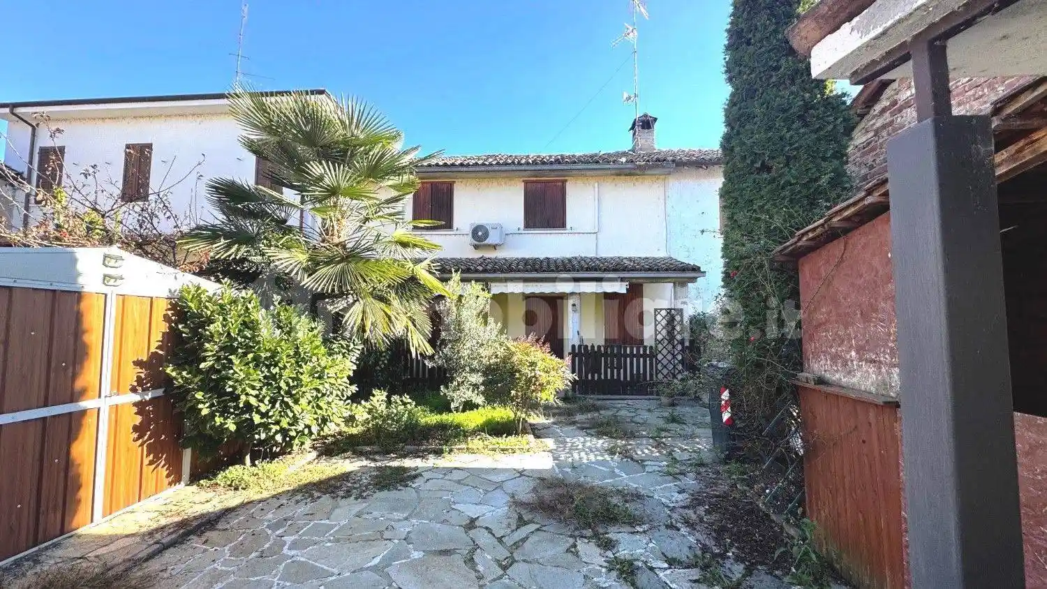 Casa indipendente in vendita a Mortara