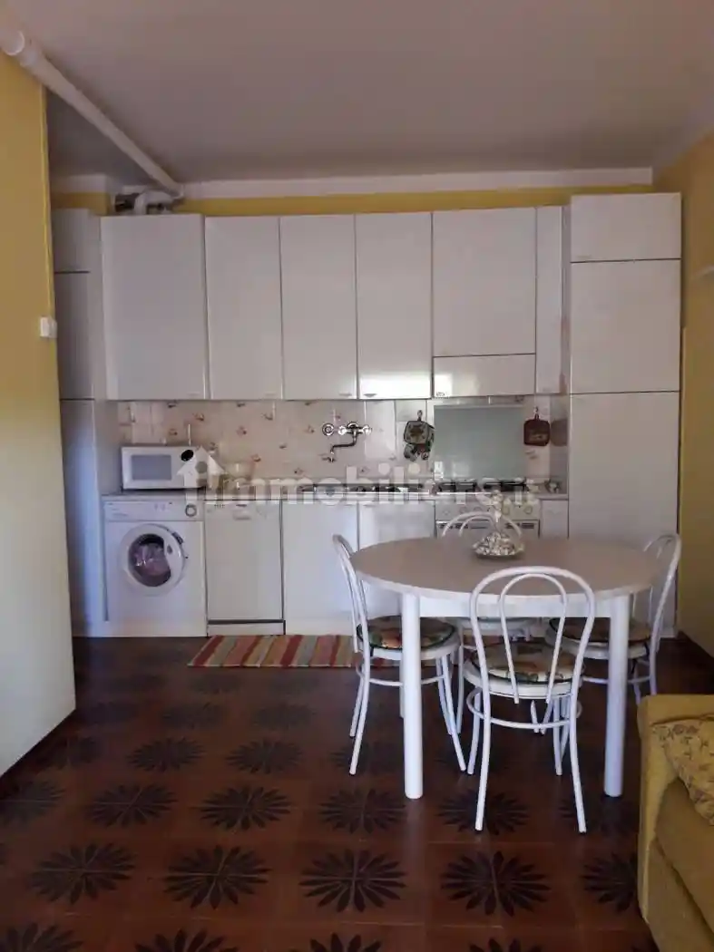 Appartamento in vendita a Luni