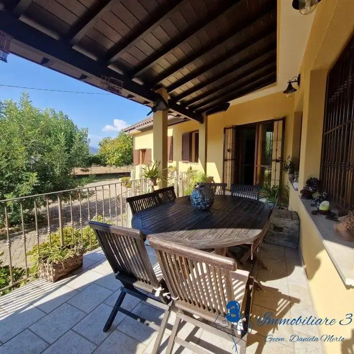 Villa in vendita a Villanova d'Albenga