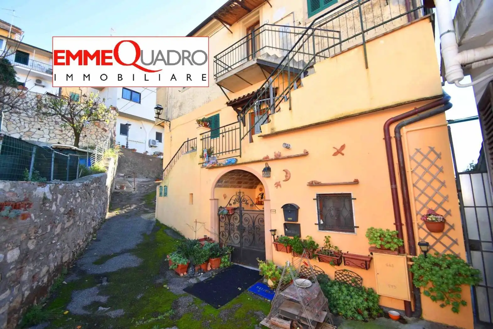 Appartamento in vendita a Rosignano Marittimo