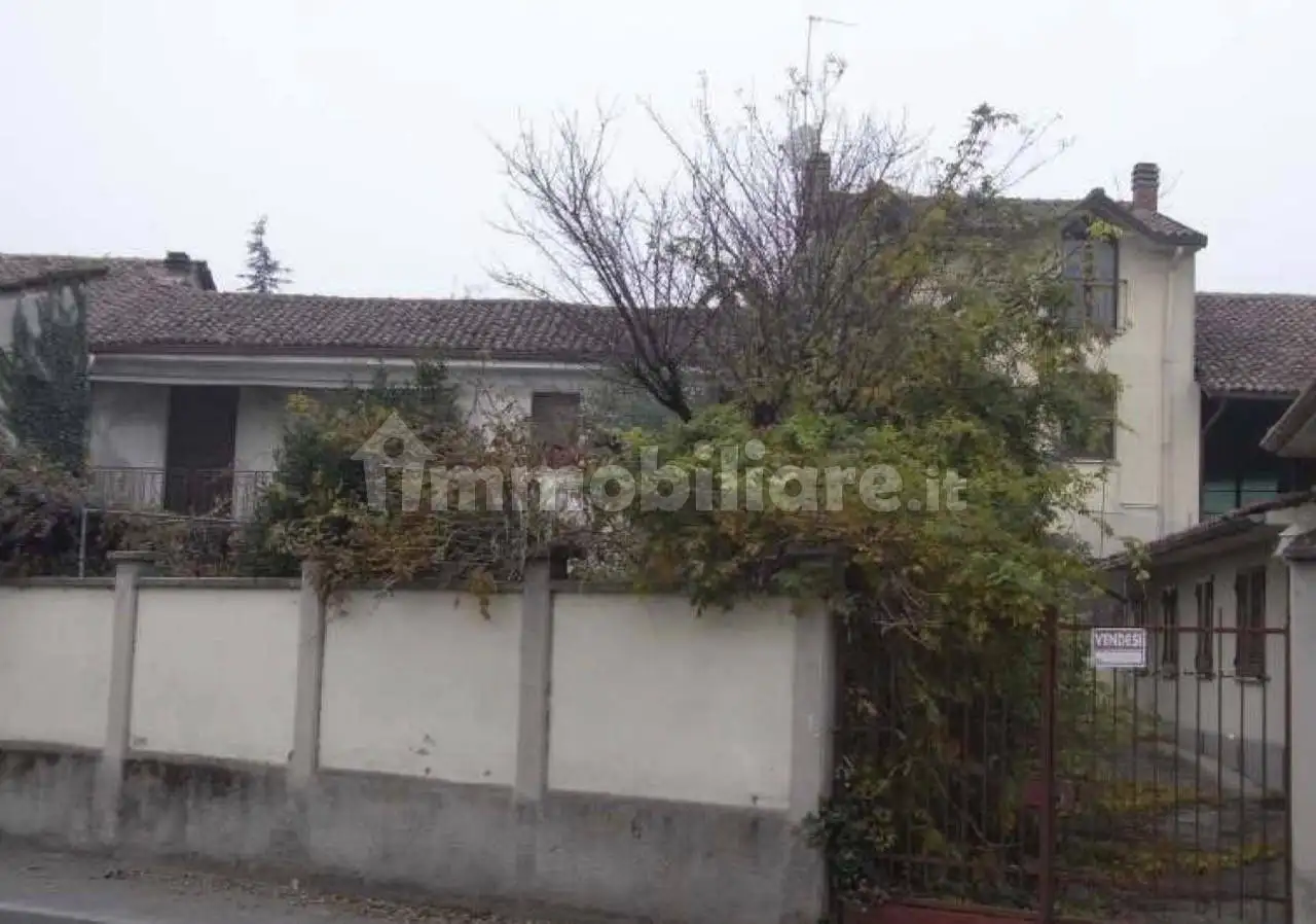 Casa indipendente in asta a Dorno