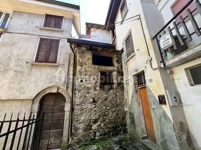 Appartamento in vendita a Cortenova