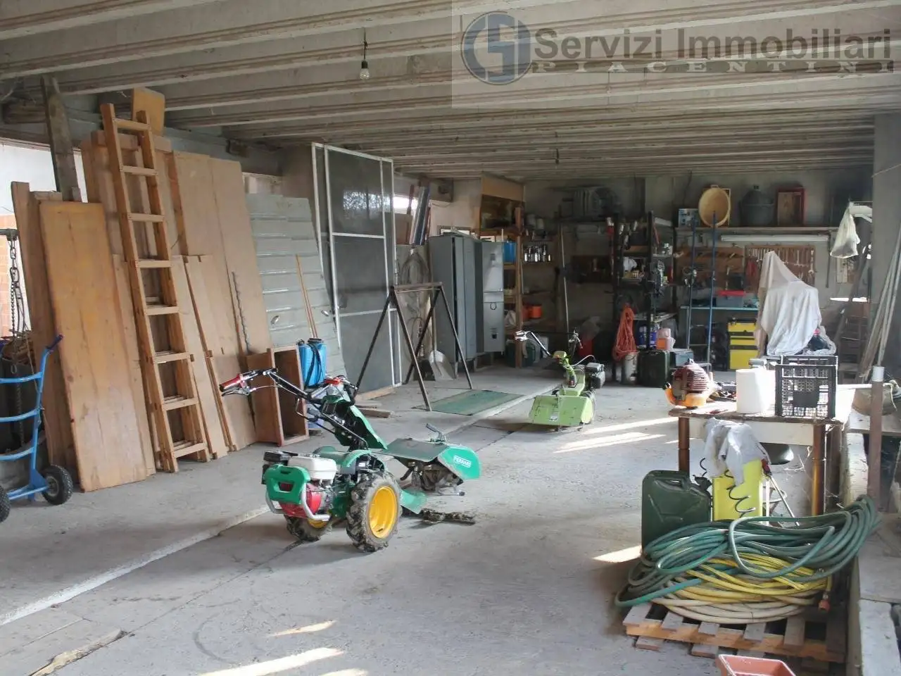 Terratetto unifamiliare 240 m², da ristrutturare, Fontana Fredda, Cadeo - foto 2