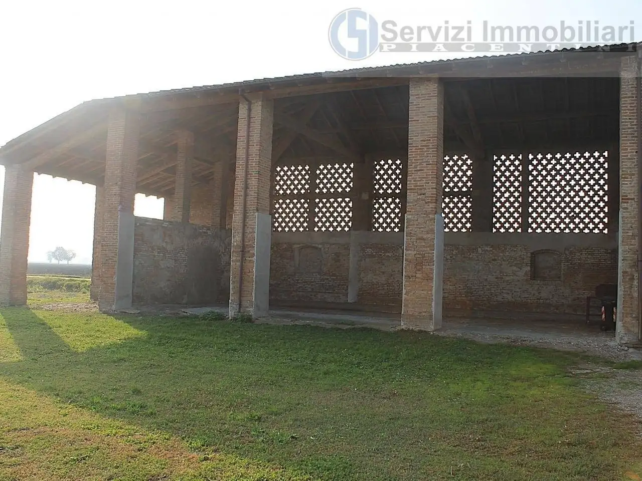 Terratetto unifamiliare 240 m², da ristrutturare, Fontana Fredda, Cadeo - foto 4