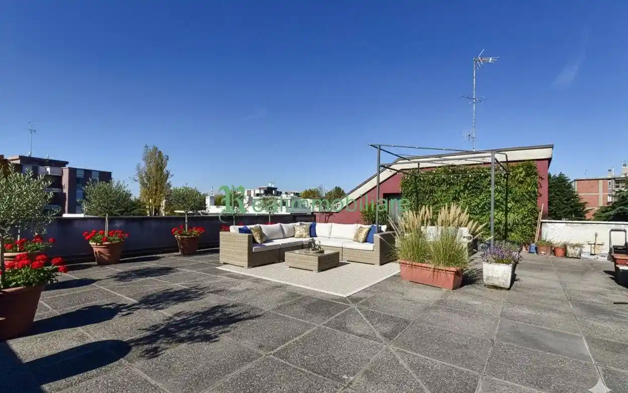 Appartamento in vendita a Monza