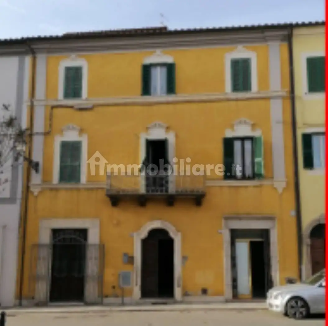 Appartamento in asta a Ischia di Castro