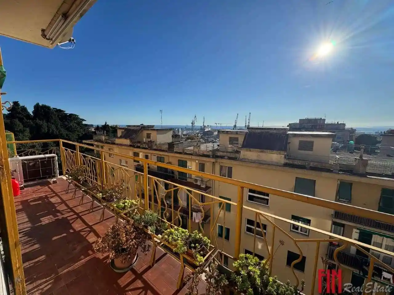 Appartamento in vendita a Genova