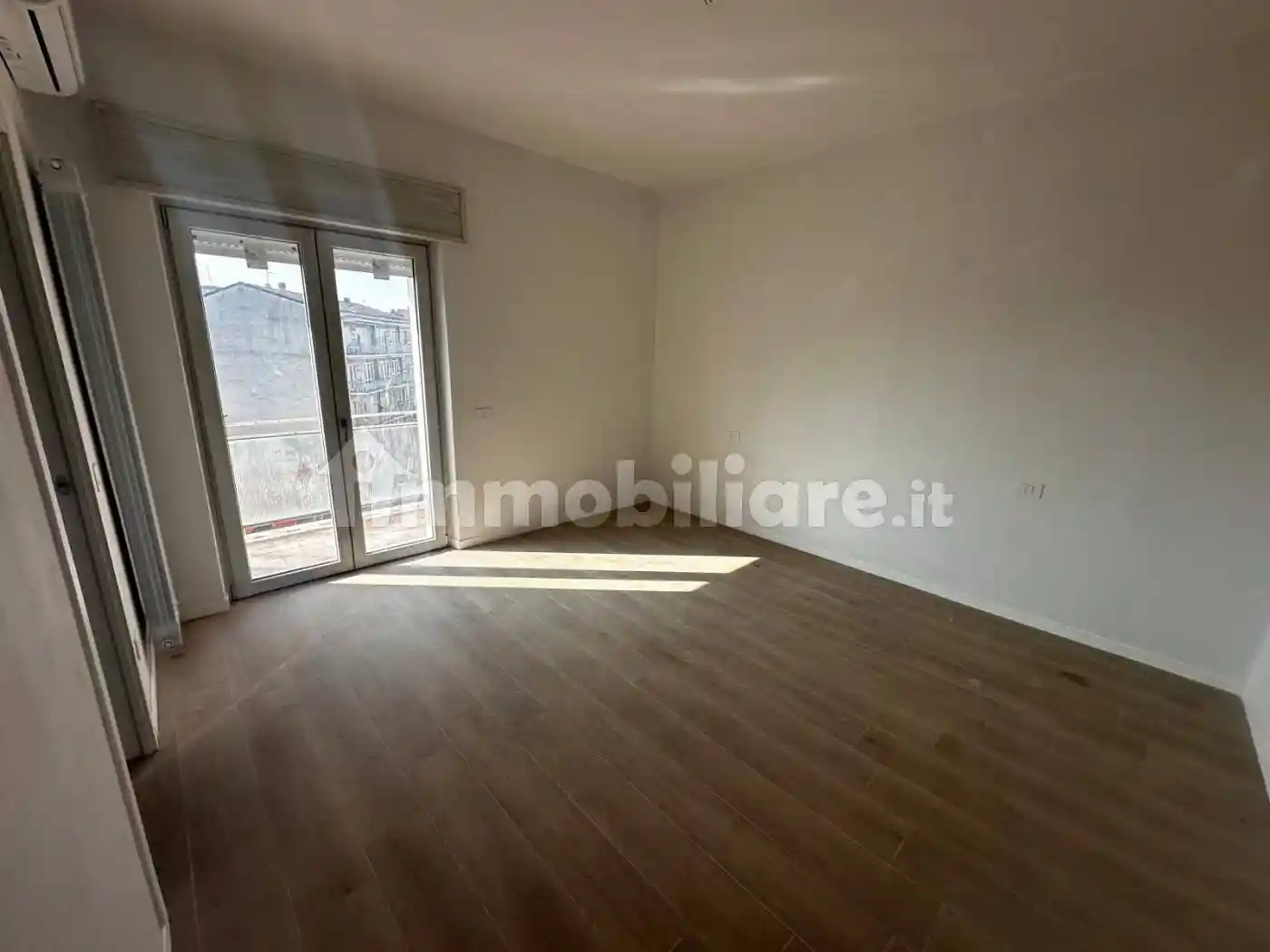 Trilocale via Zara 1, Piazza Castello, Cremona - foto 2