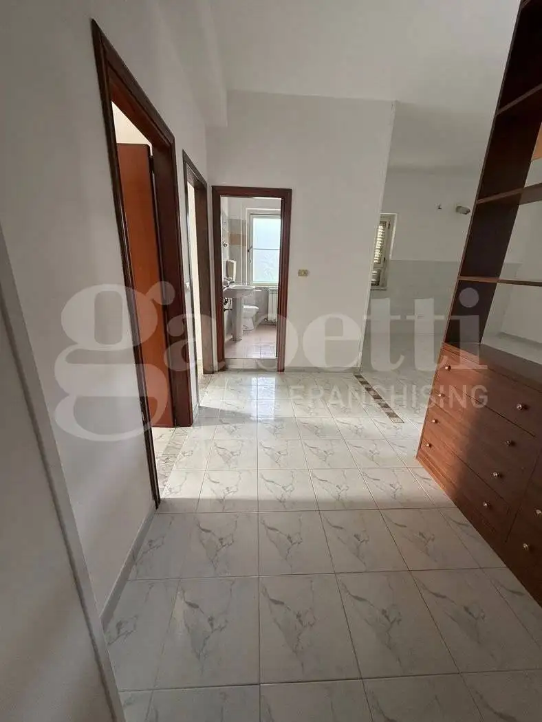 Appartamento in vendita a Falerna