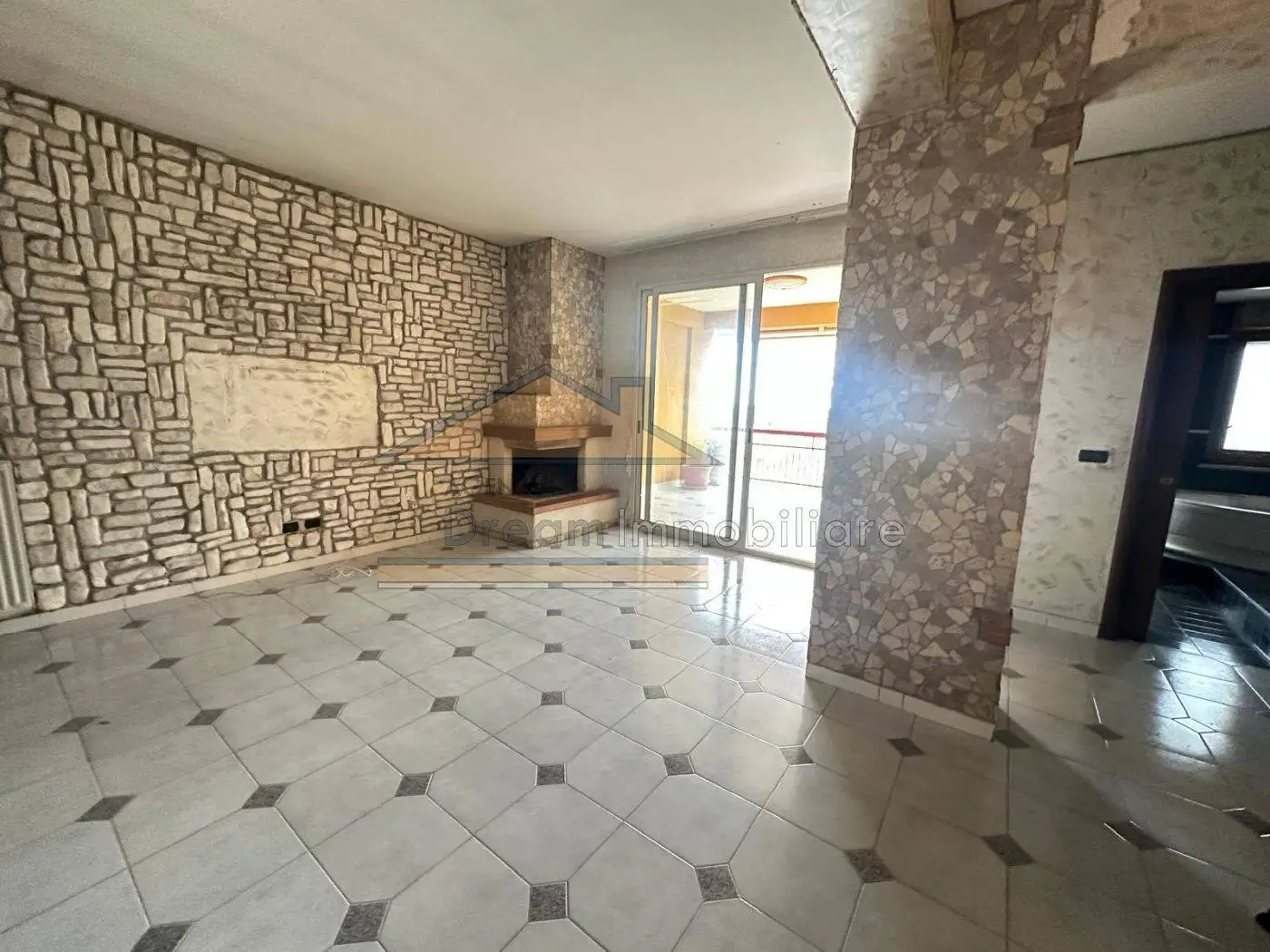 Appartamento in vendita a Giugliano in Campania