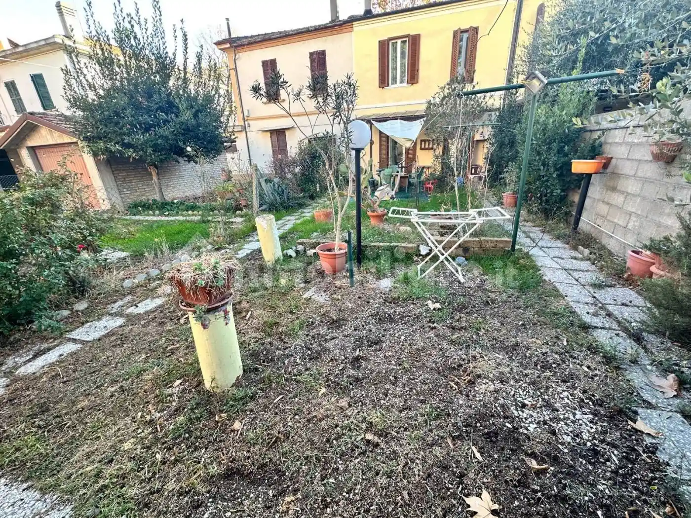 Casa indipendente in vendita a Pesaro