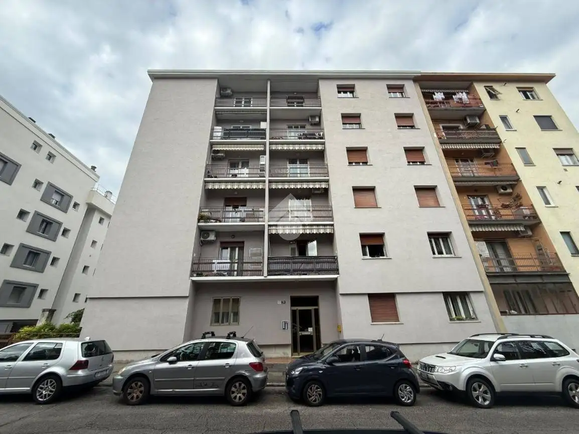 Appartamento in vendita a Trieste