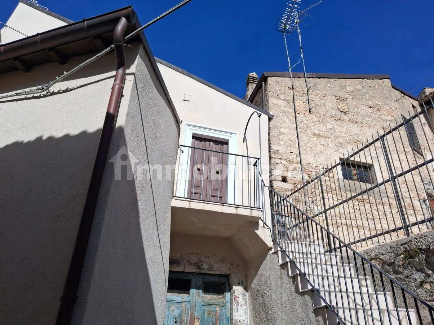 Terratetto unifamiliare via Centrale, 166, Castel del Monte - foto 3