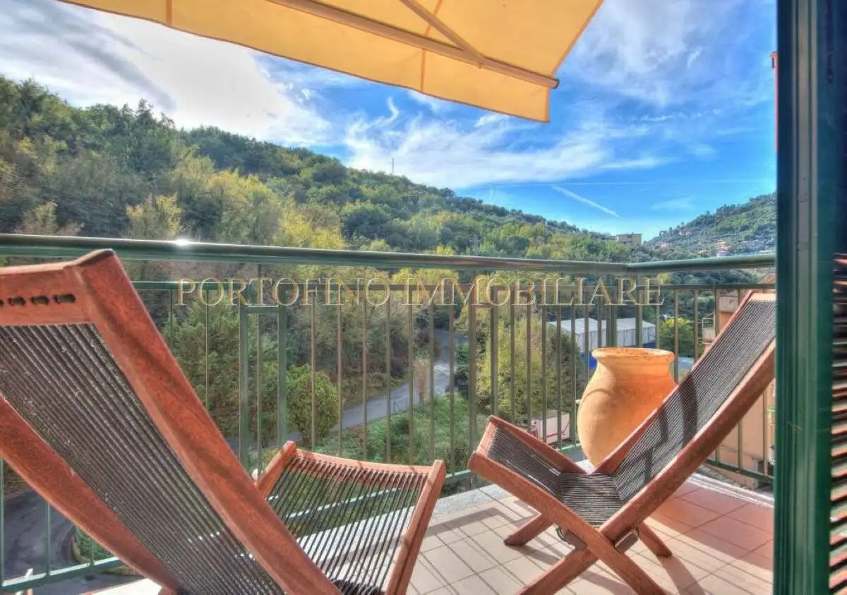 Appartamento in vendita a Recco