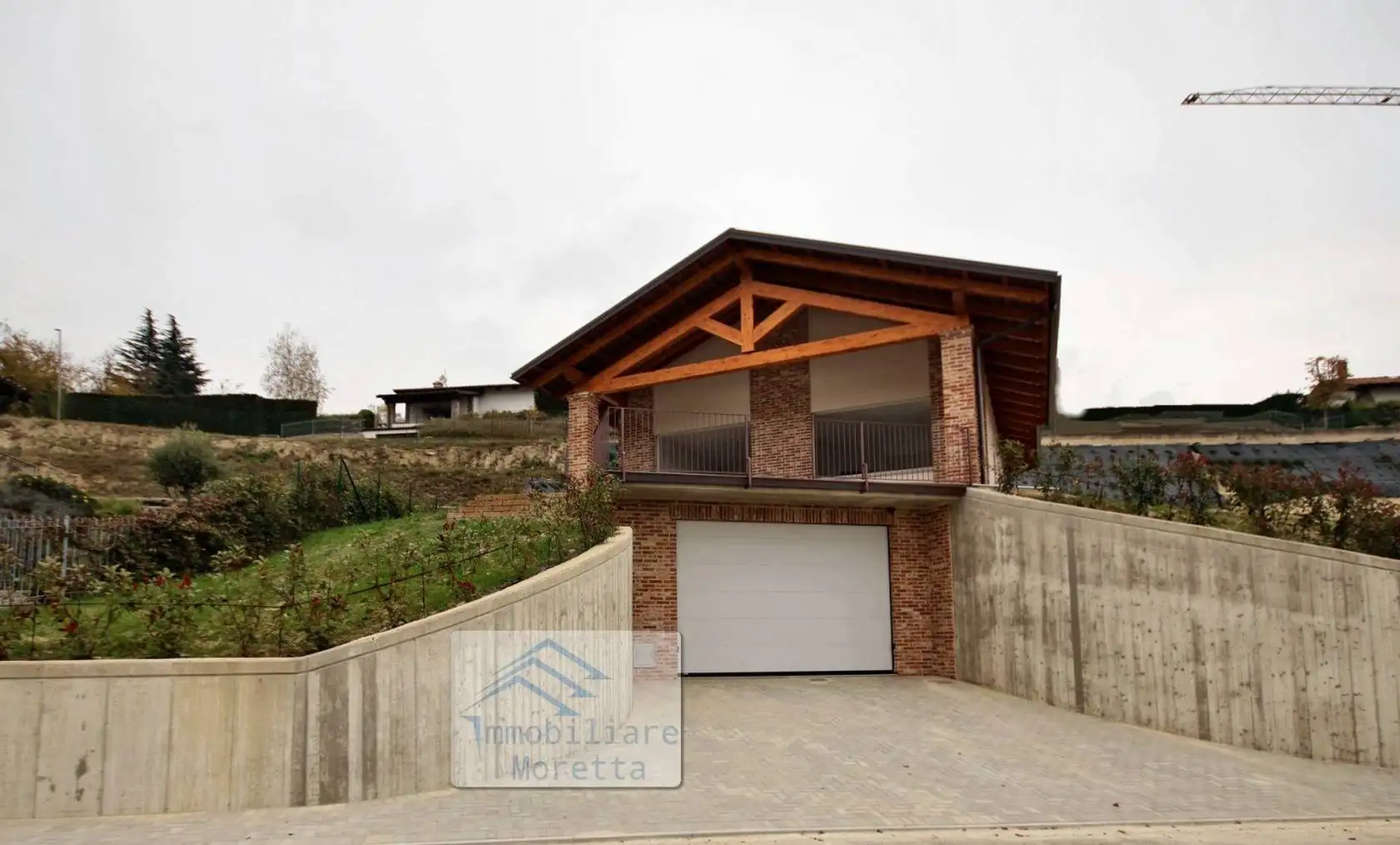 Villa in vendita a Alba