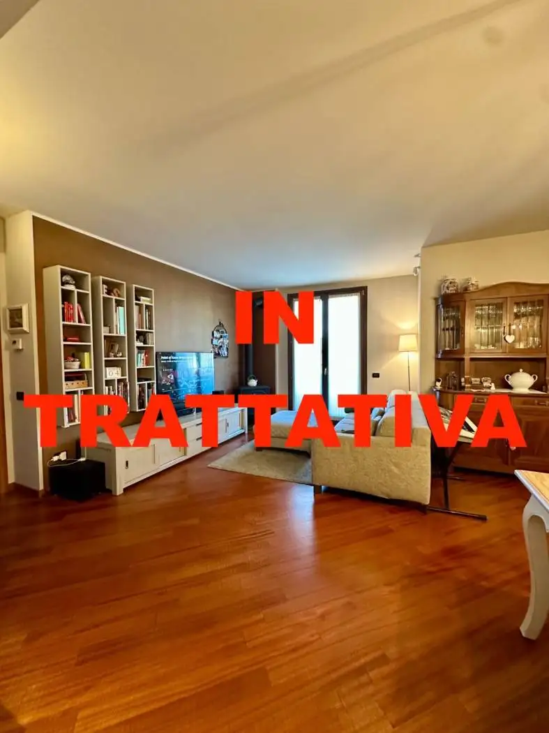 Appartamento in vendita a Usmate Velate