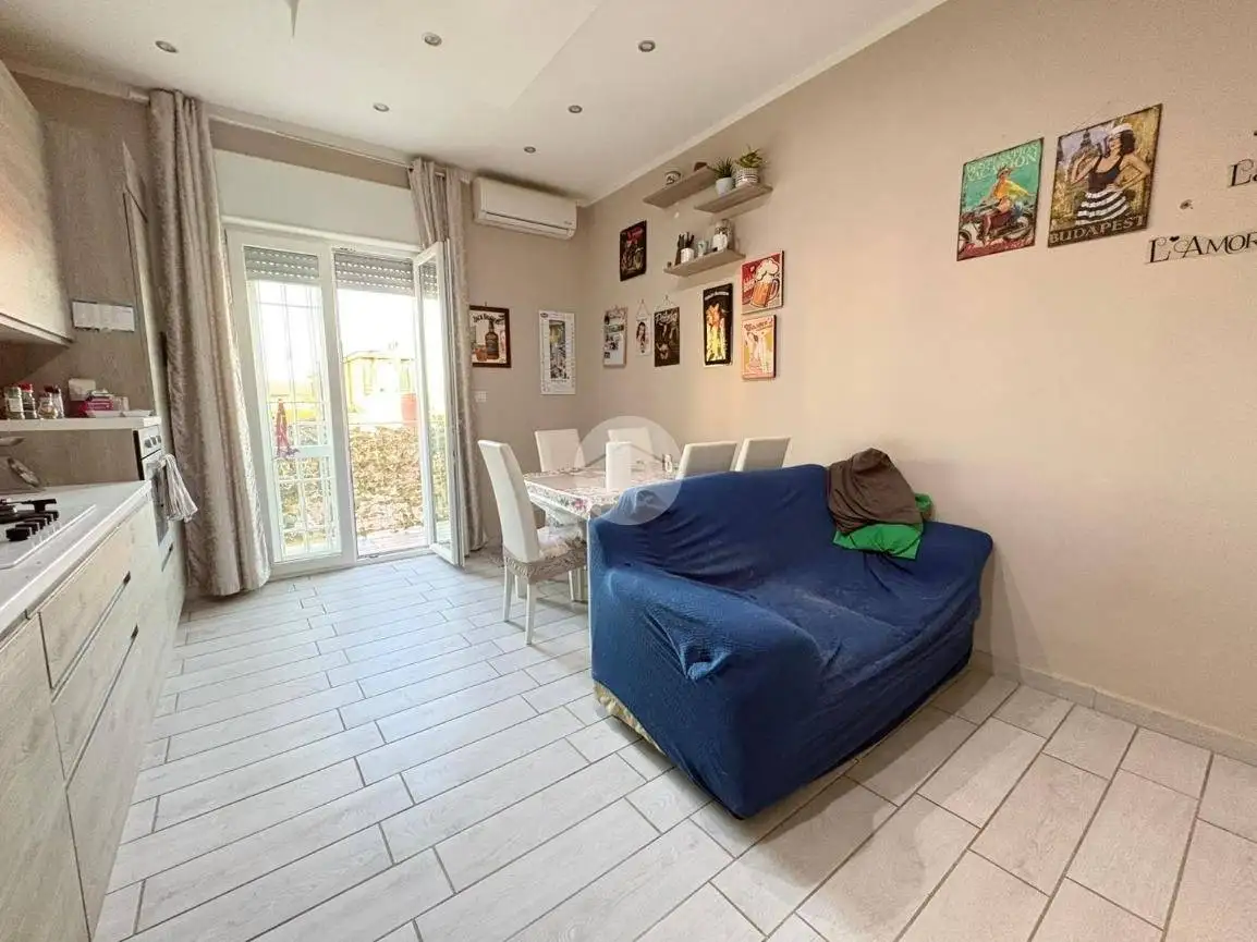 Appartamento in vendita a Napoli