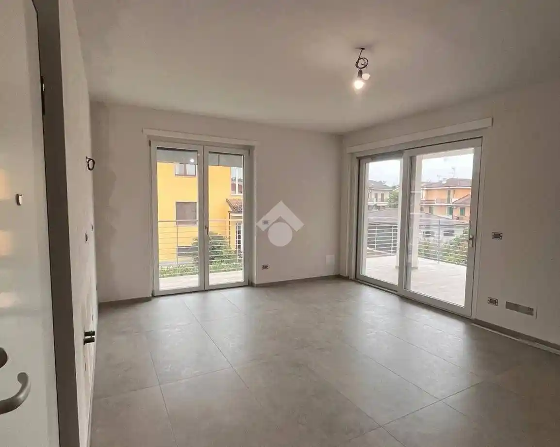 Trilocale via Vittorio Emanuele II 107, Centro, Bra - foto 2