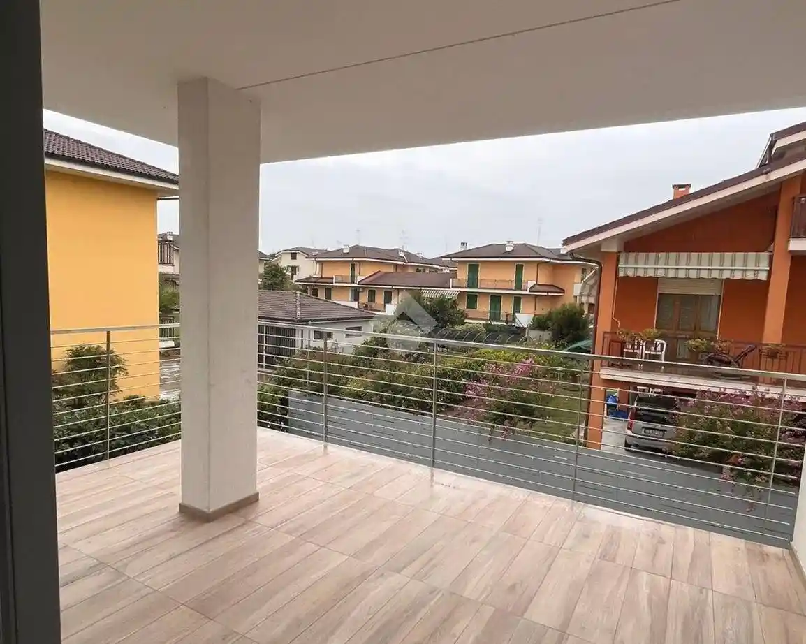 Trilocale via Vittorio Emanuele II 107, Centro, Bra - foto 4