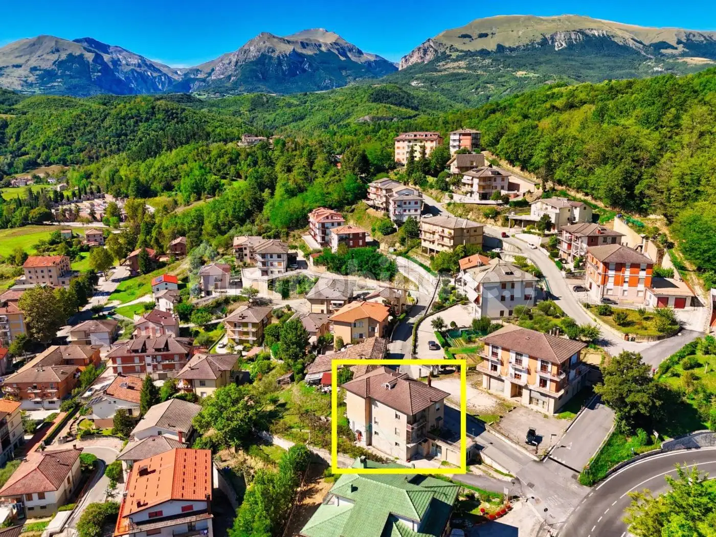 Trilocale via John Fitzgerald Kennedy 1, Centro, Amandola - foto 3