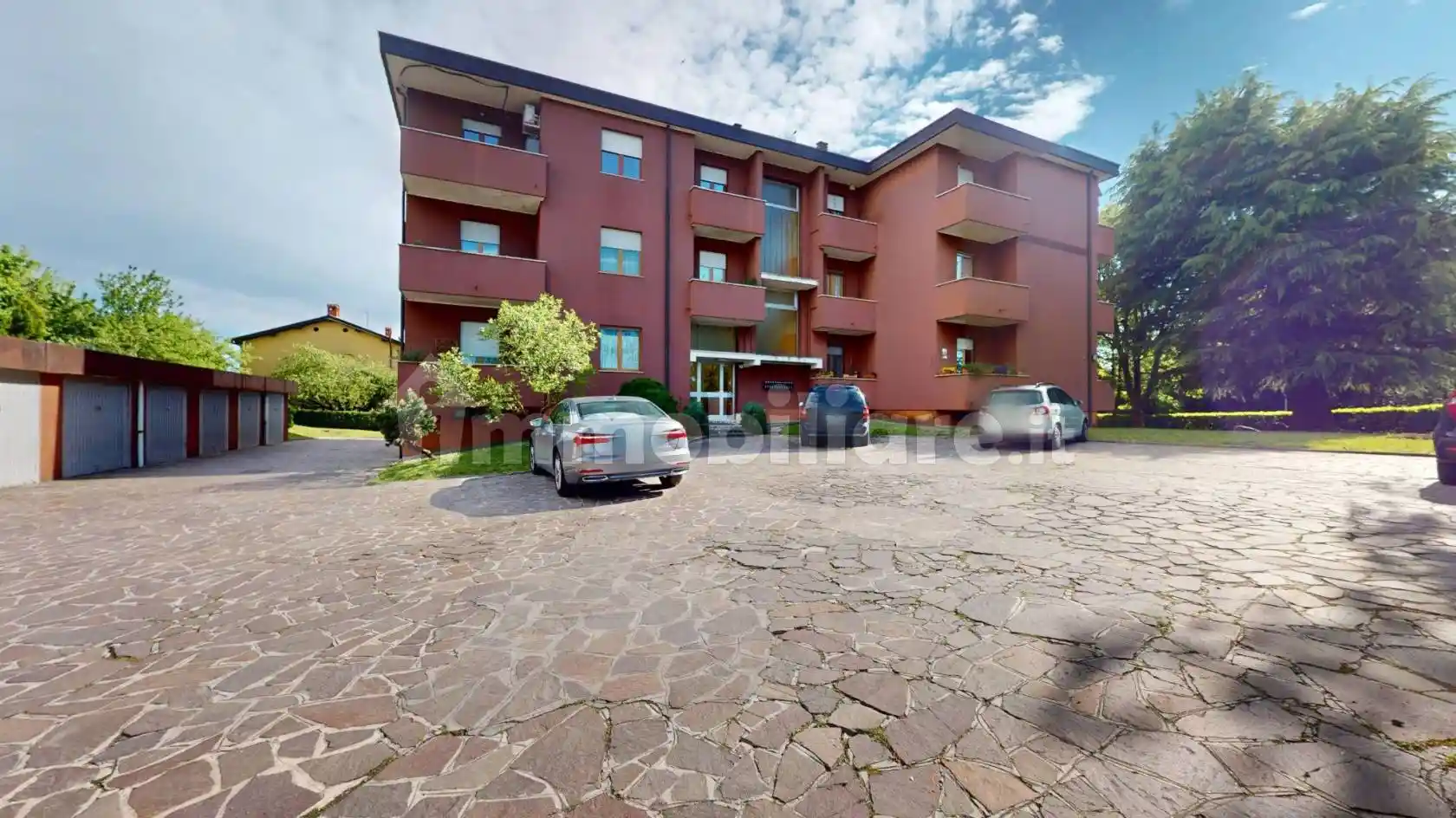 Appartamento in vendita a Besana in Brianza