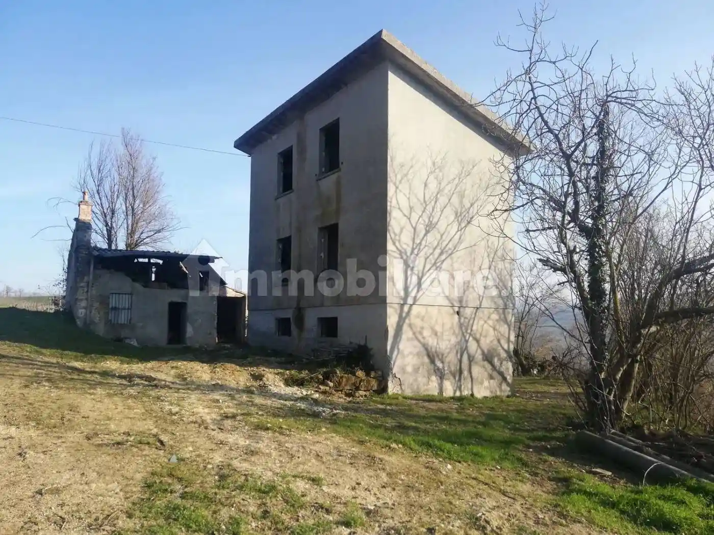 Villa in vendita a Alta Val Tidone