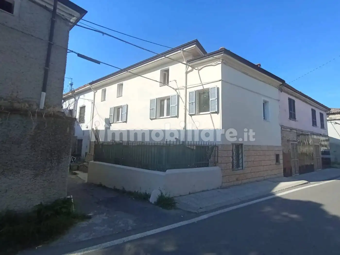 Villa in vendita a Sarmato