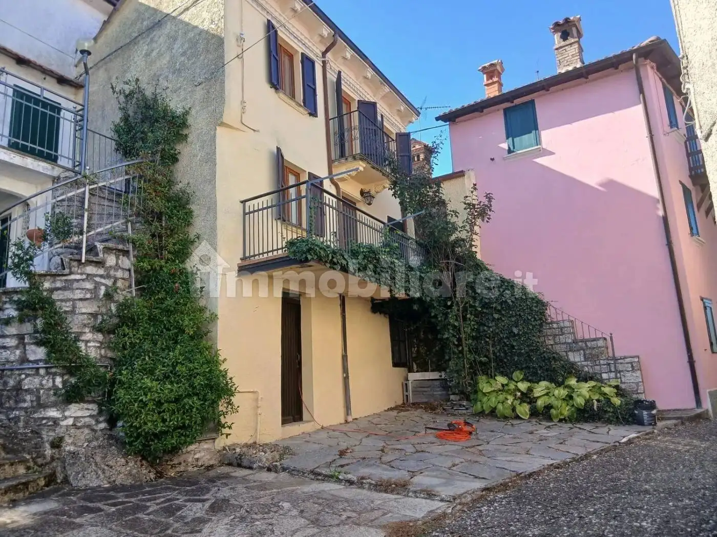 Rustico - Casale in vendita a Alta Val Tidone