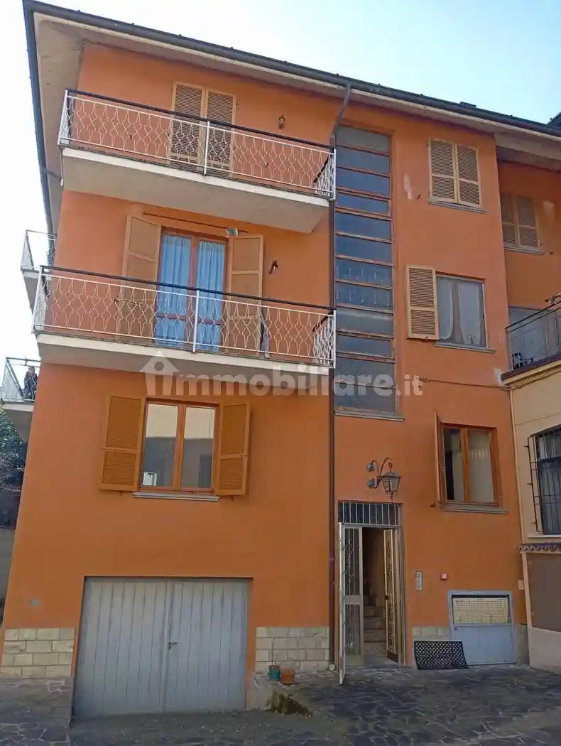 Villa in vendita a Pianello Val Tidone