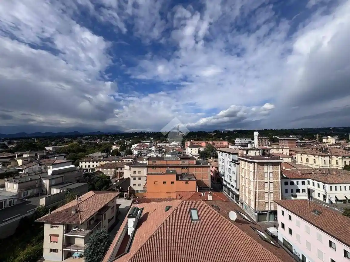 Attico - Mansarda in vendita a Montebelluna