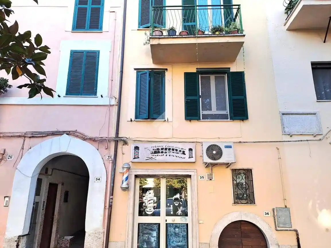 Appartamento in vendita a Rignano Flaminio