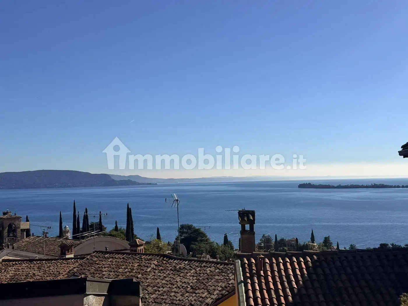 Appartamento in vendita a Gardone Riviera