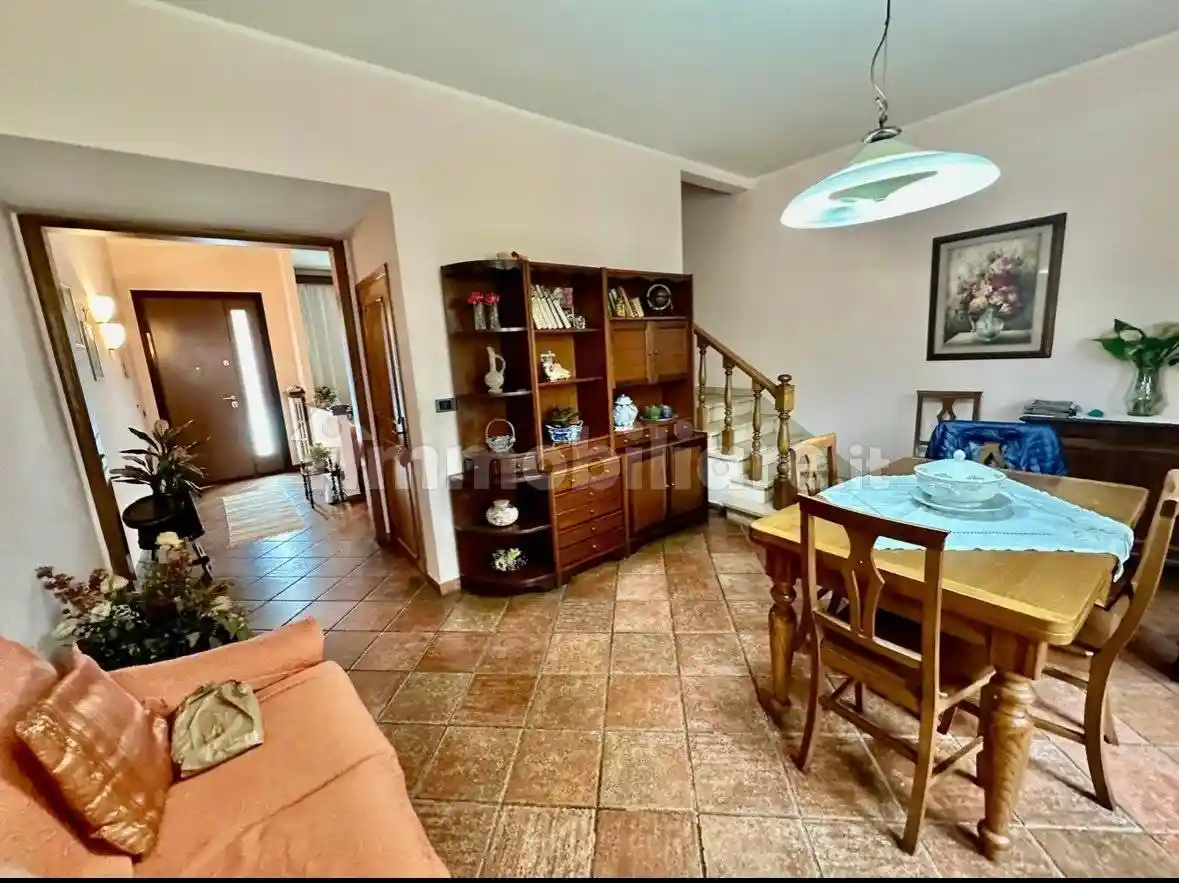 Terratetto unifamiliare via per Iolo, Iolo, Prato - foto 2