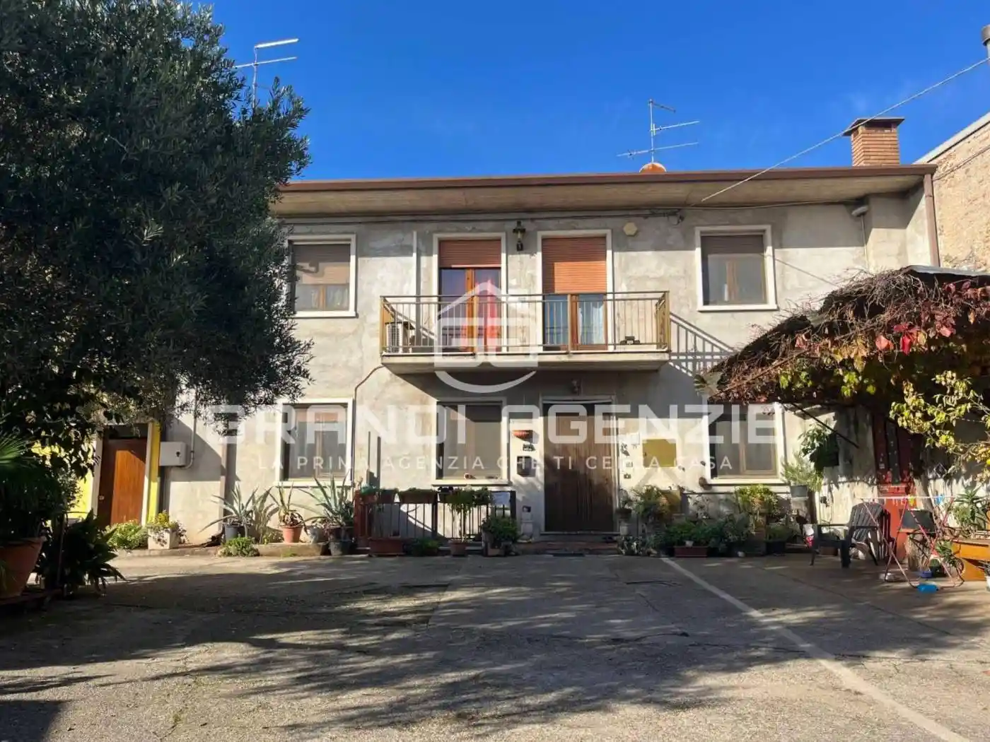Casa indipendente in vendita a Valeggio sul Mincio