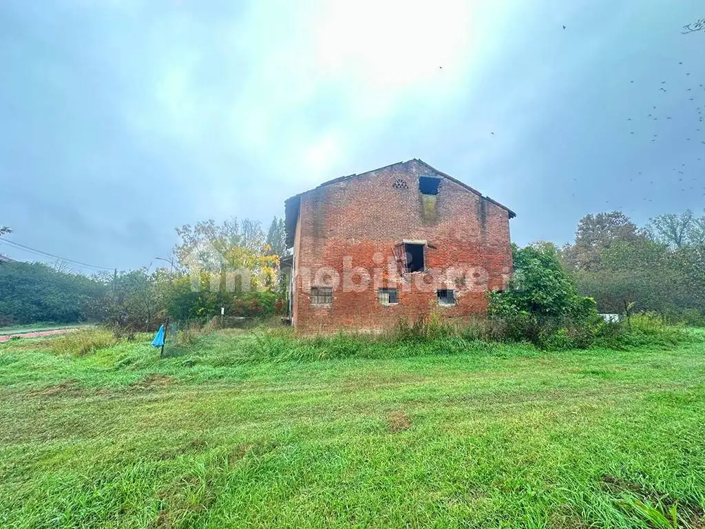 Rustico - Casale in vendita a Colorno