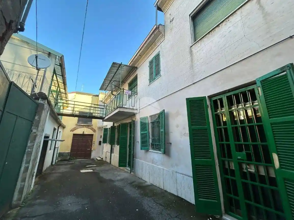 Casa indipendente in vendita a Valenza