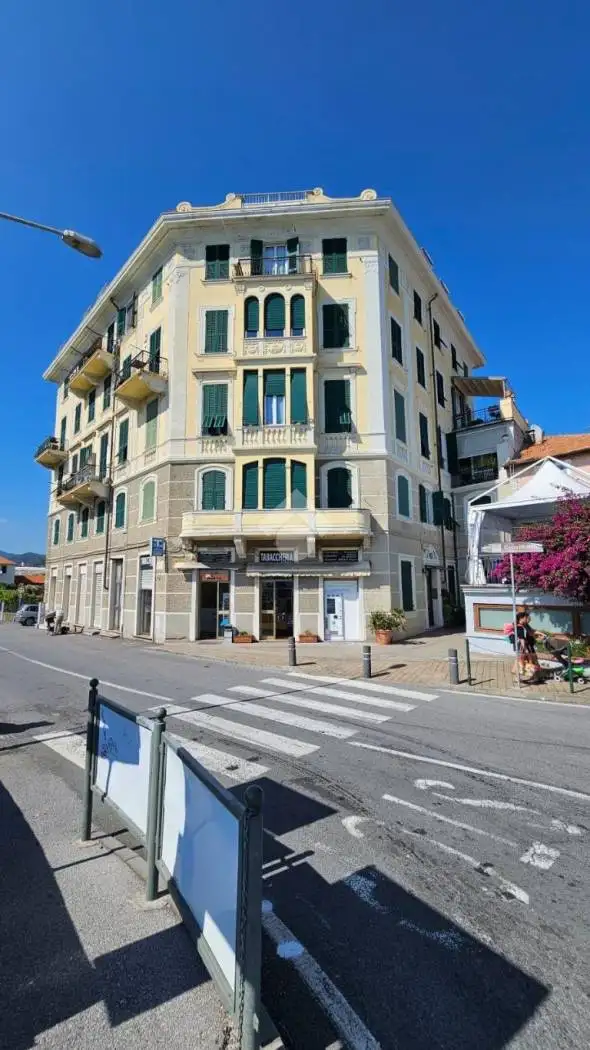 Monolocale corso Filippo Ferrari 1, Centro, Albisola Superiore - foto 3