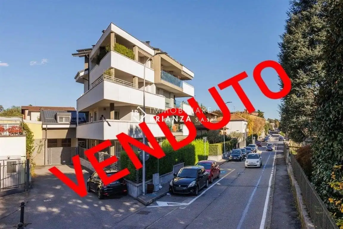Appartamento in vendita a Usmate Velate