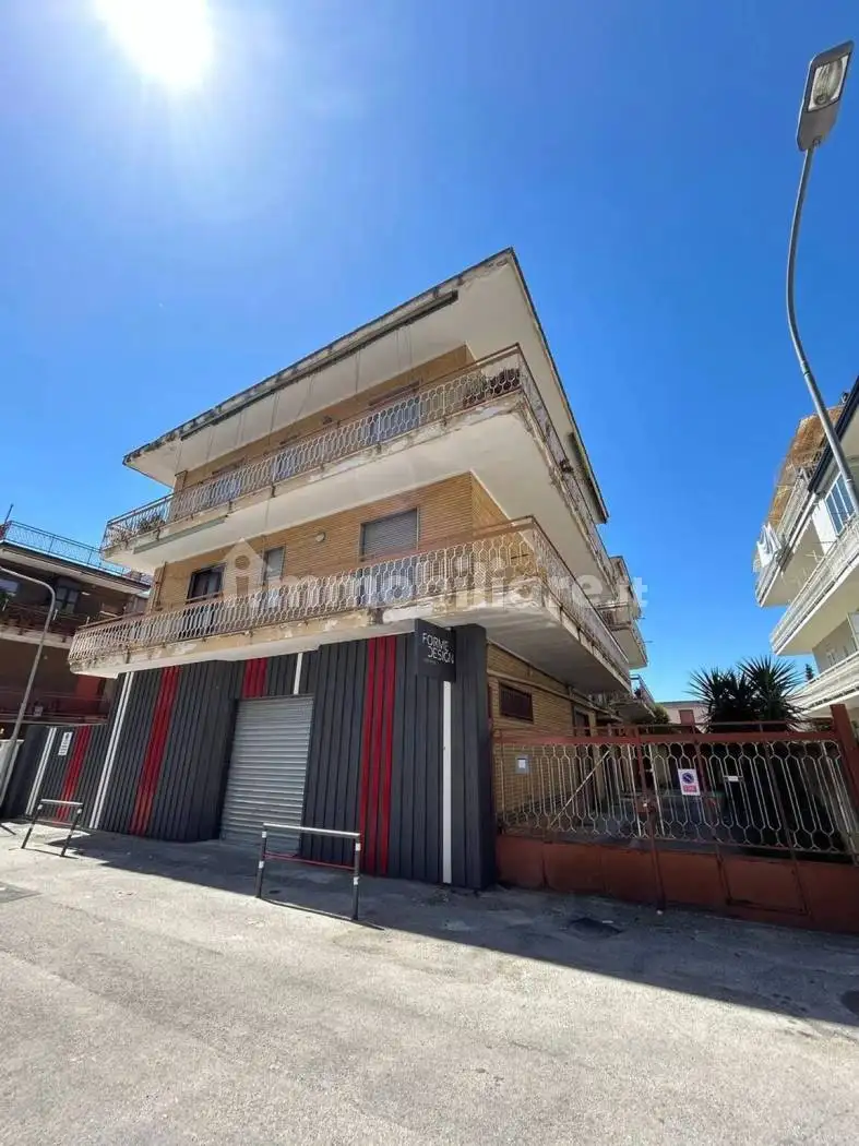 Palazzo - Edificio in vendita a Nola